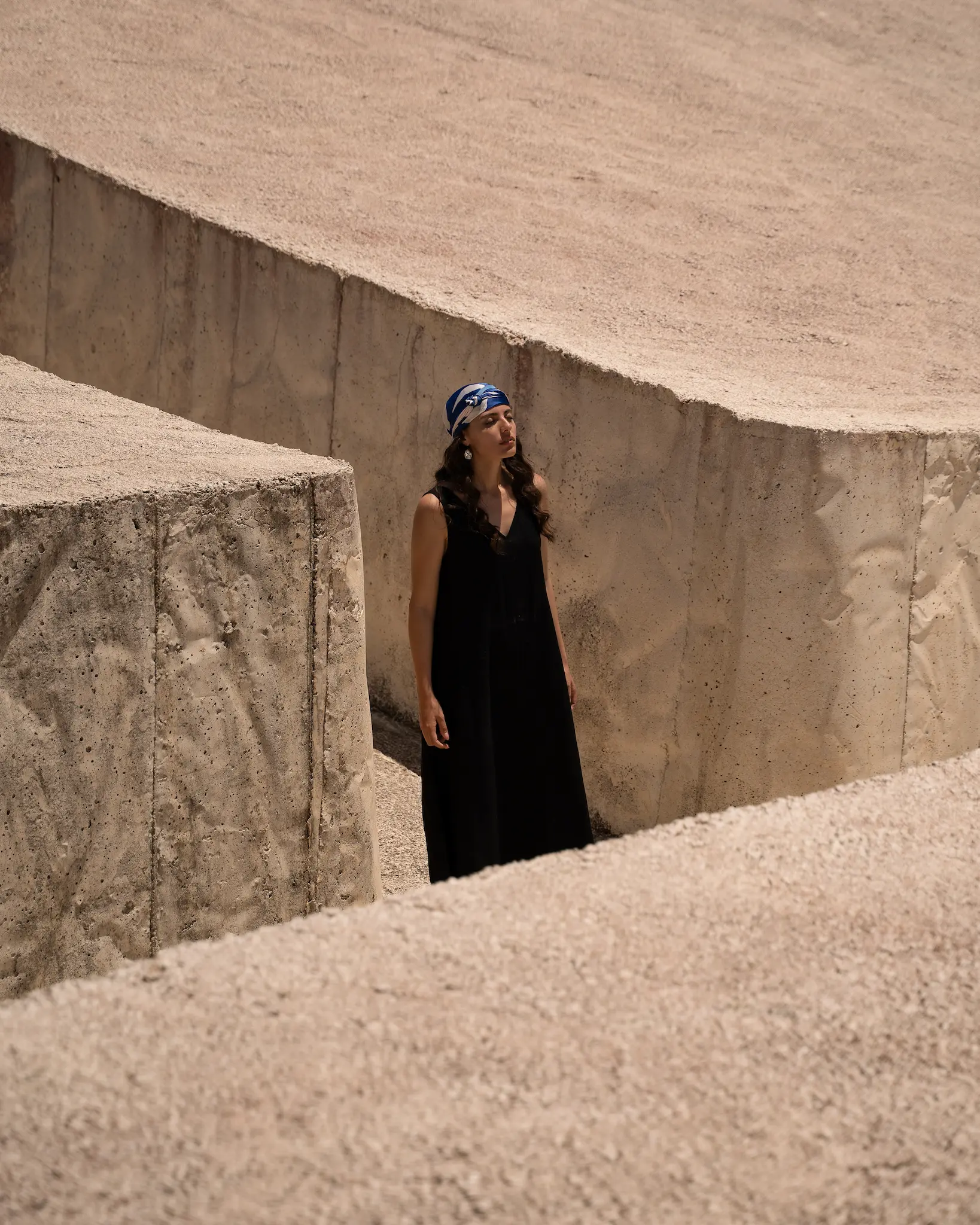 A woman in Grande Cretto